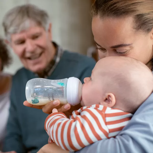 Avent Láhev Natural Response s ventilem Air Free 260 ml +1m slon